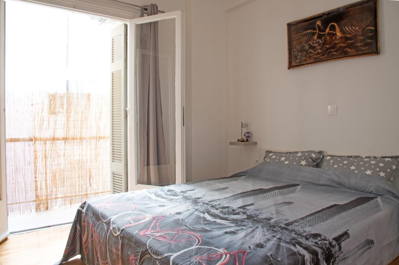 אתונה Messolonghi Square Apartment מראה חיצוני תמונה