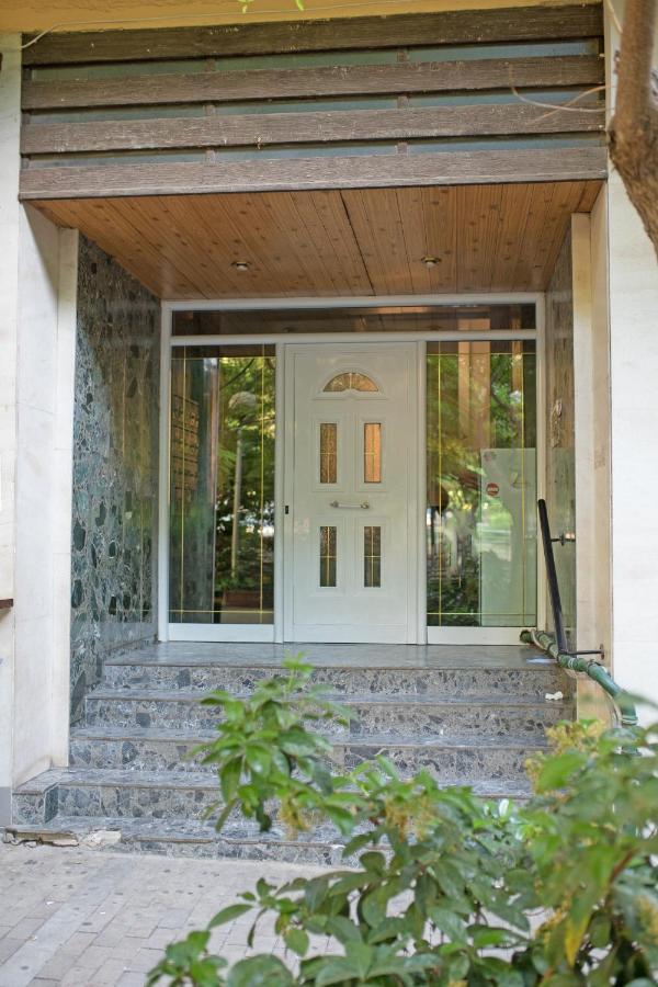 אתונה Messolonghi Square Apartment מראה חיצוני תמונה